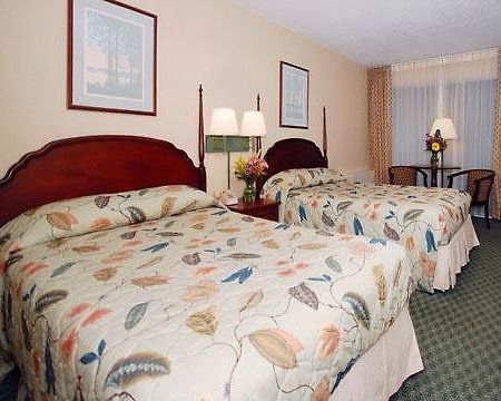 Econo Lodge Inn & Suites Augusta Værelse billede